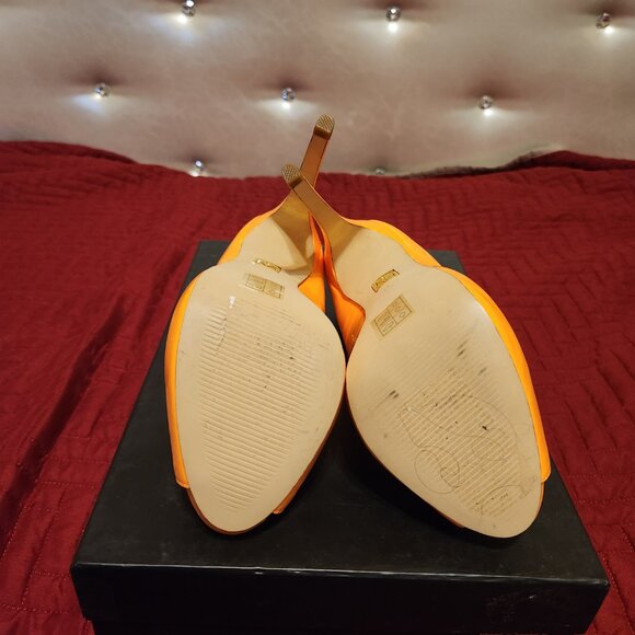Women's size 6.5 Orange Open Toe Pump - Picture 2 of 4